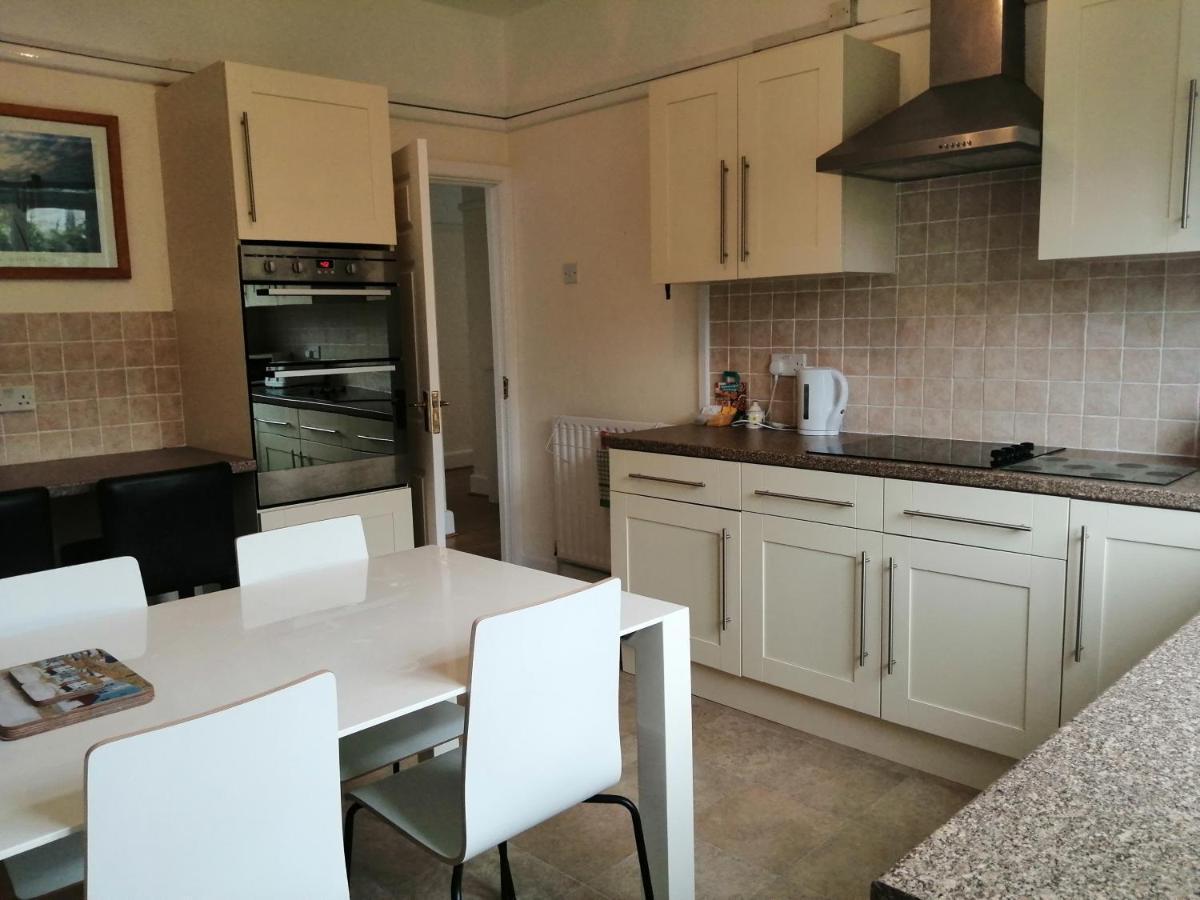 Lazy Days Apartment บอร์นมัธ ภายนอก รูปภาพ