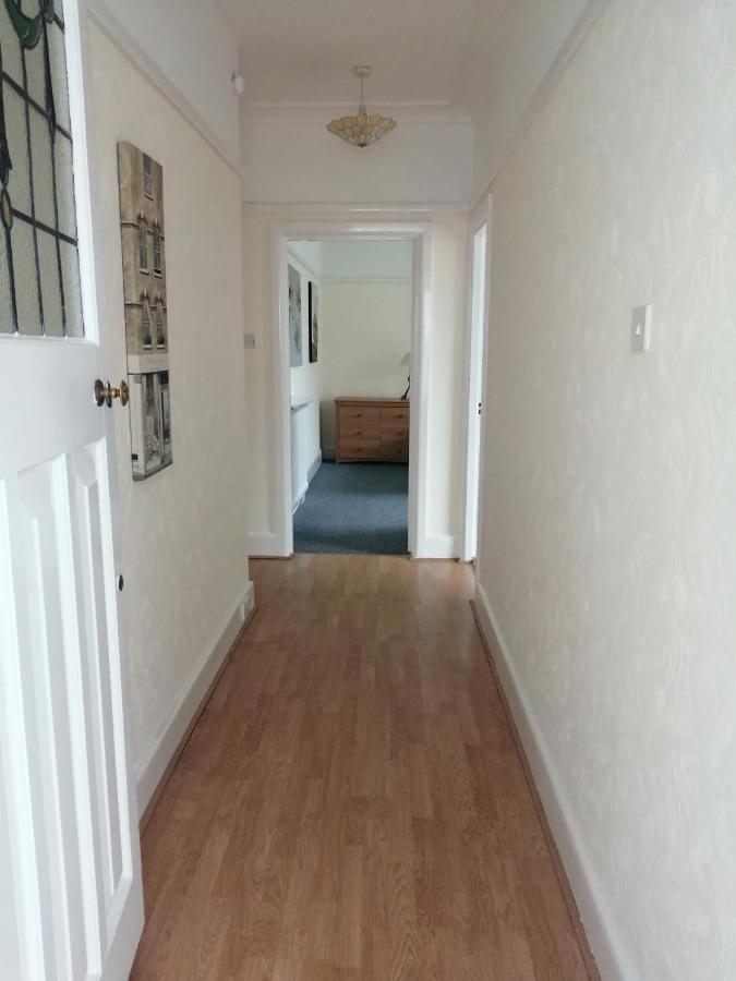 Lazy Days Apartment บอร์นมัธ ภายนอก รูปภาพ