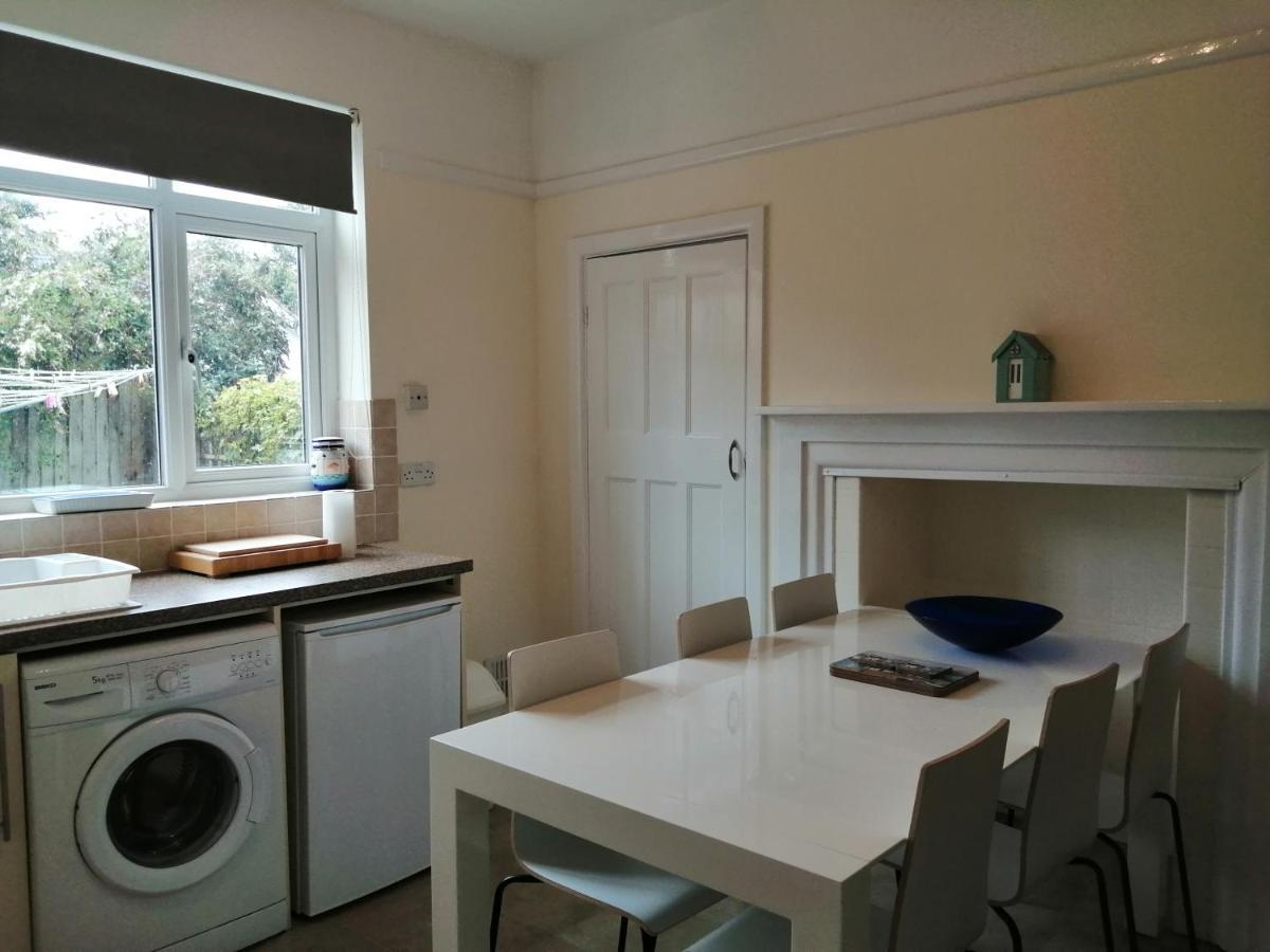Lazy Days Apartment บอร์นมัธ ภายนอก รูปภาพ
